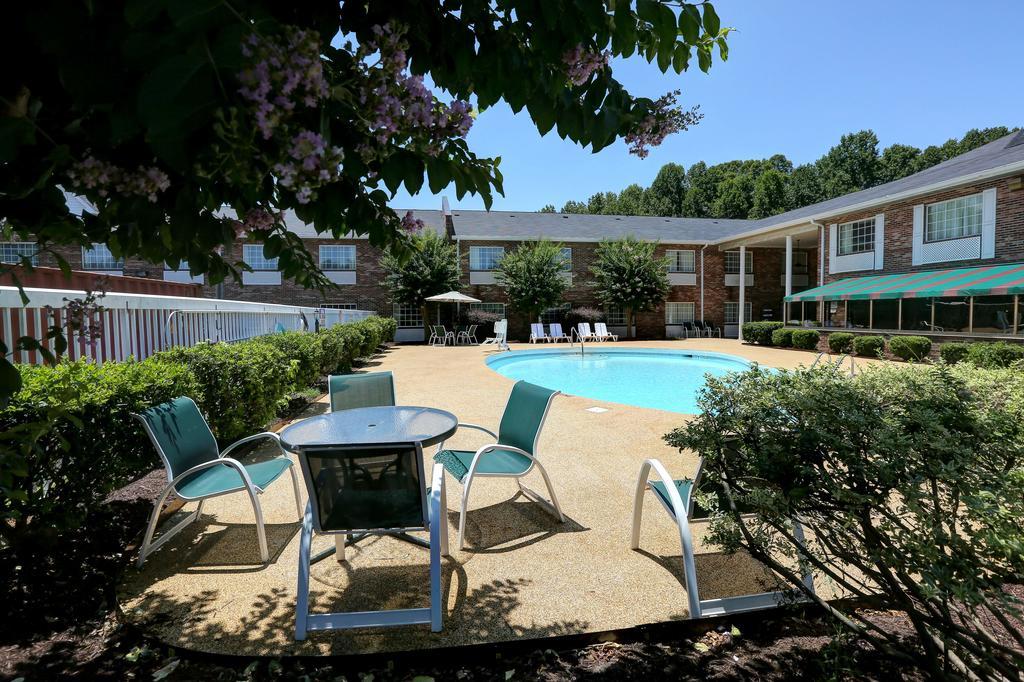 Country Inn & Suites By Radisson, Charlotte I-85 Airport, Nc Bagian luar foto