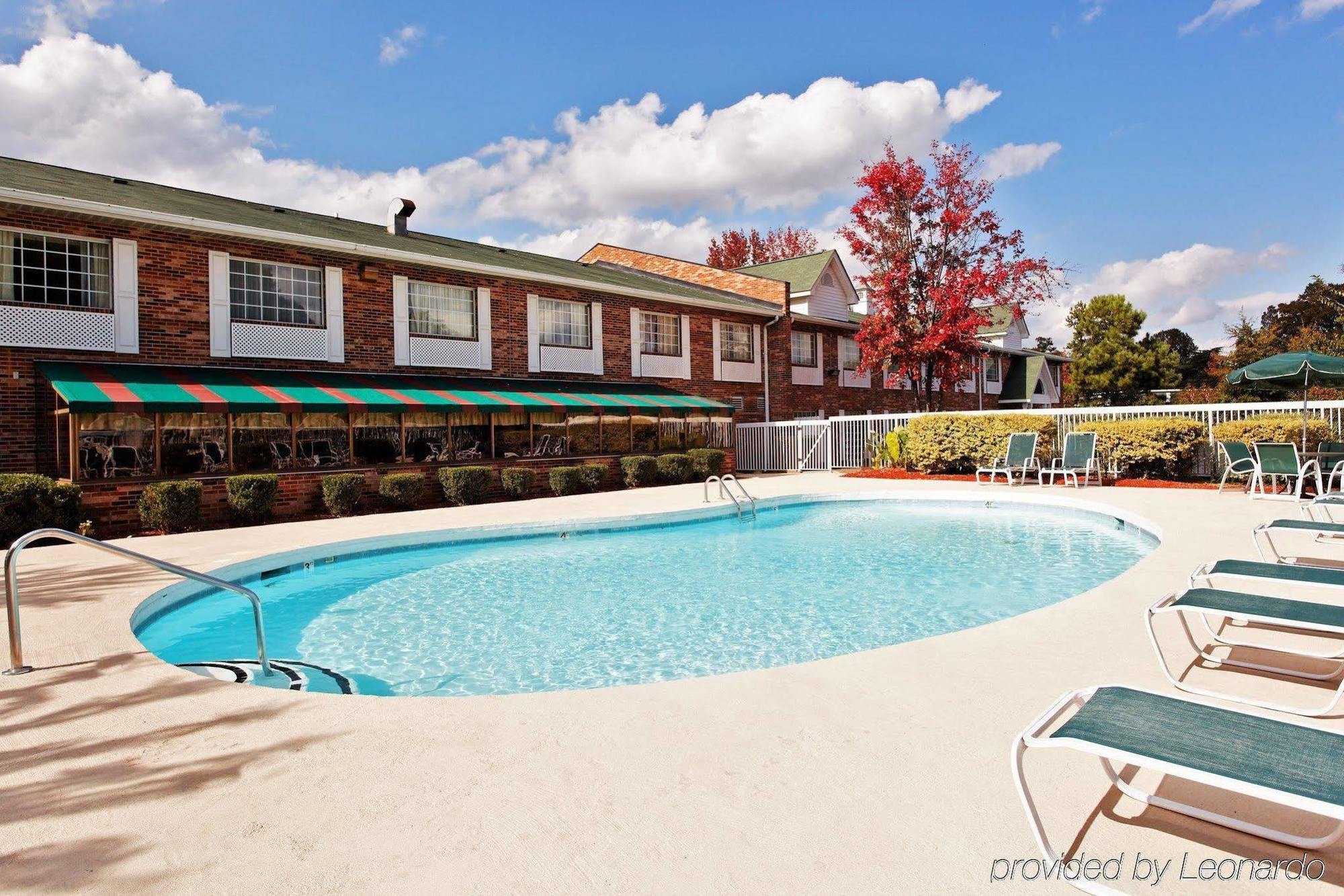 Country Inn & Suites By Radisson, Charlotte I-85 Airport, Nc Bagian luar foto