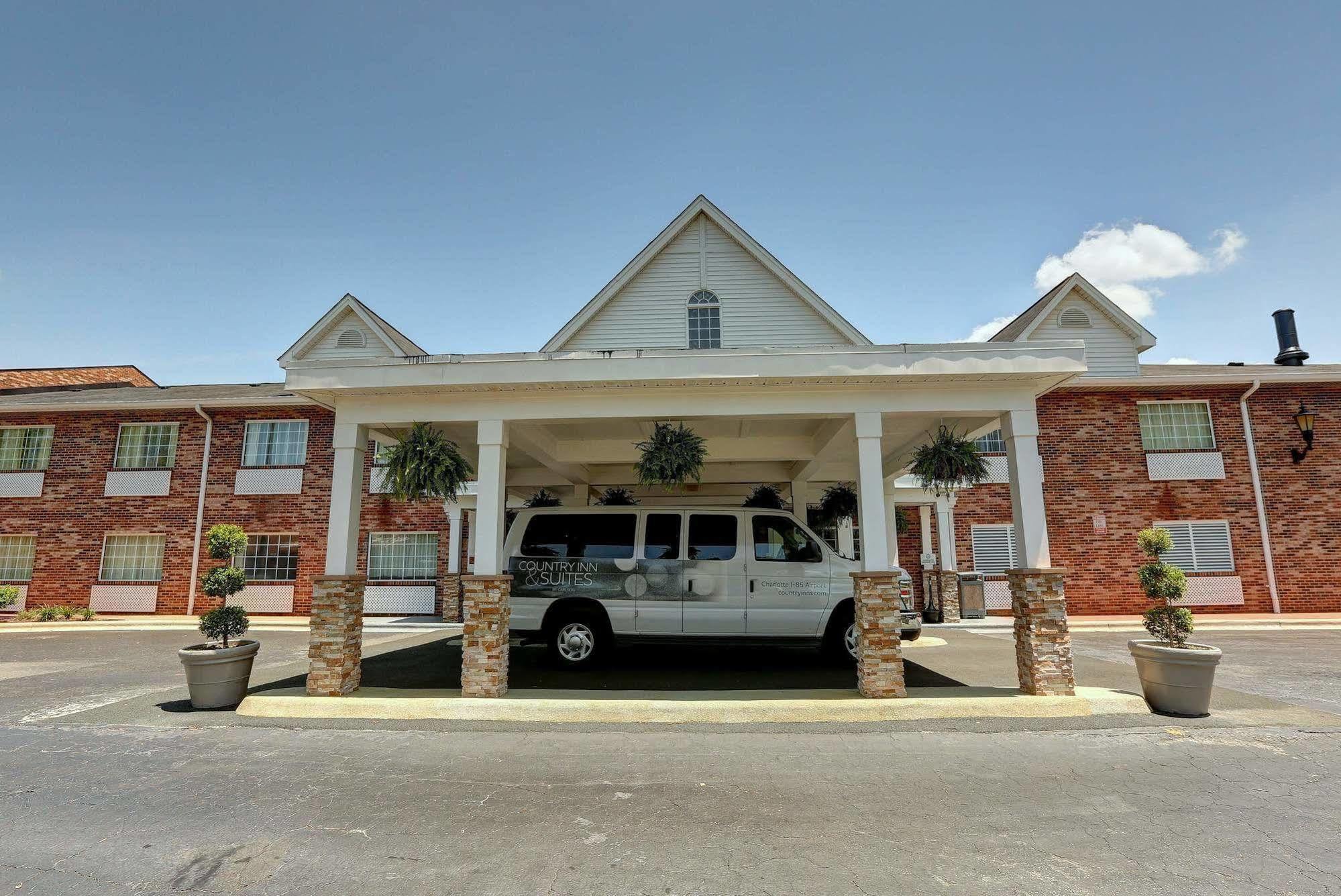 Country Inn & Suites By Radisson, Charlotte I-85 Airport, Nc Bagian luar foto