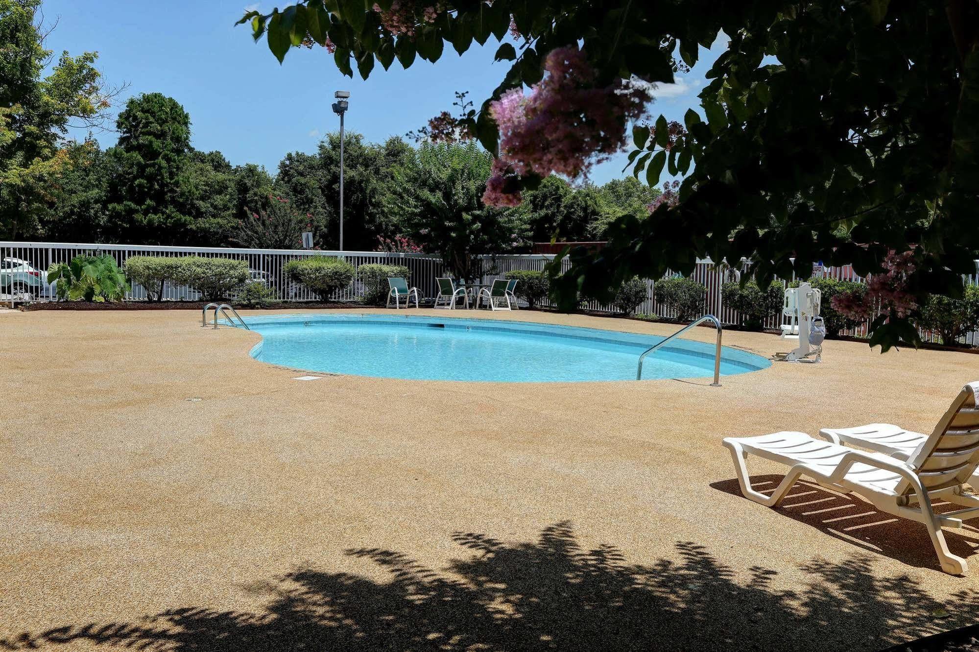 Country Inn & Suites By Radisson, Charlotte I-85 Airport, Nc Bagian luar foto