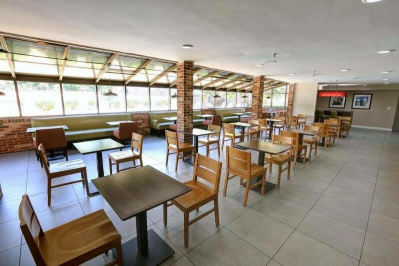 Country Inn & Suites By Radisson, Charlotte I-85 Airport, Nc Bagian luar foto